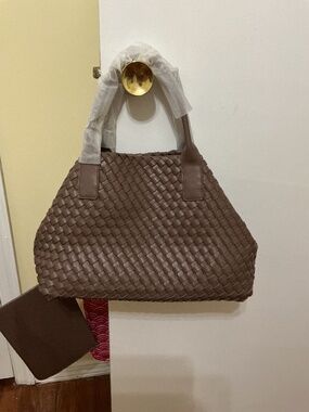 Woven faux leather bag with clutch